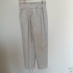 Bar lll with gray stripes size small with fabric belt and pockets front